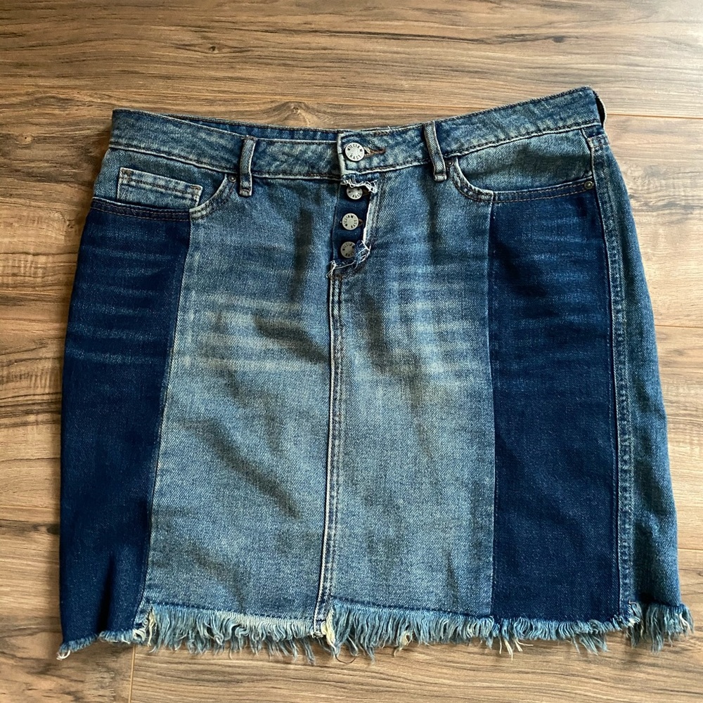 Denim skirt